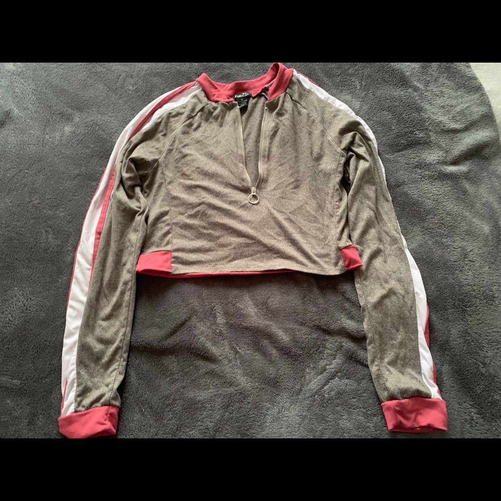 Cropped long sleeve